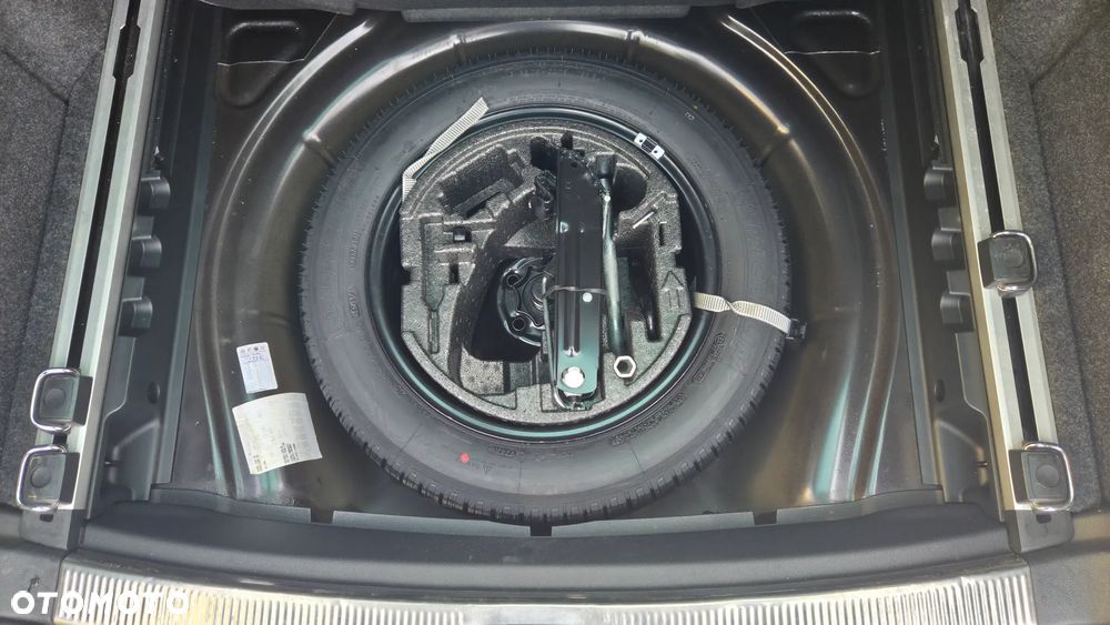 Skoda Superb 2.0 TDI DSG Ambition - 14