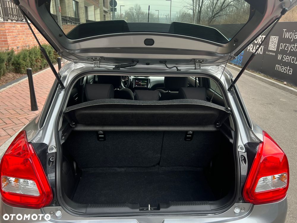 Suzuki Swift 1.2 Dualjet Hybrid Club - 20