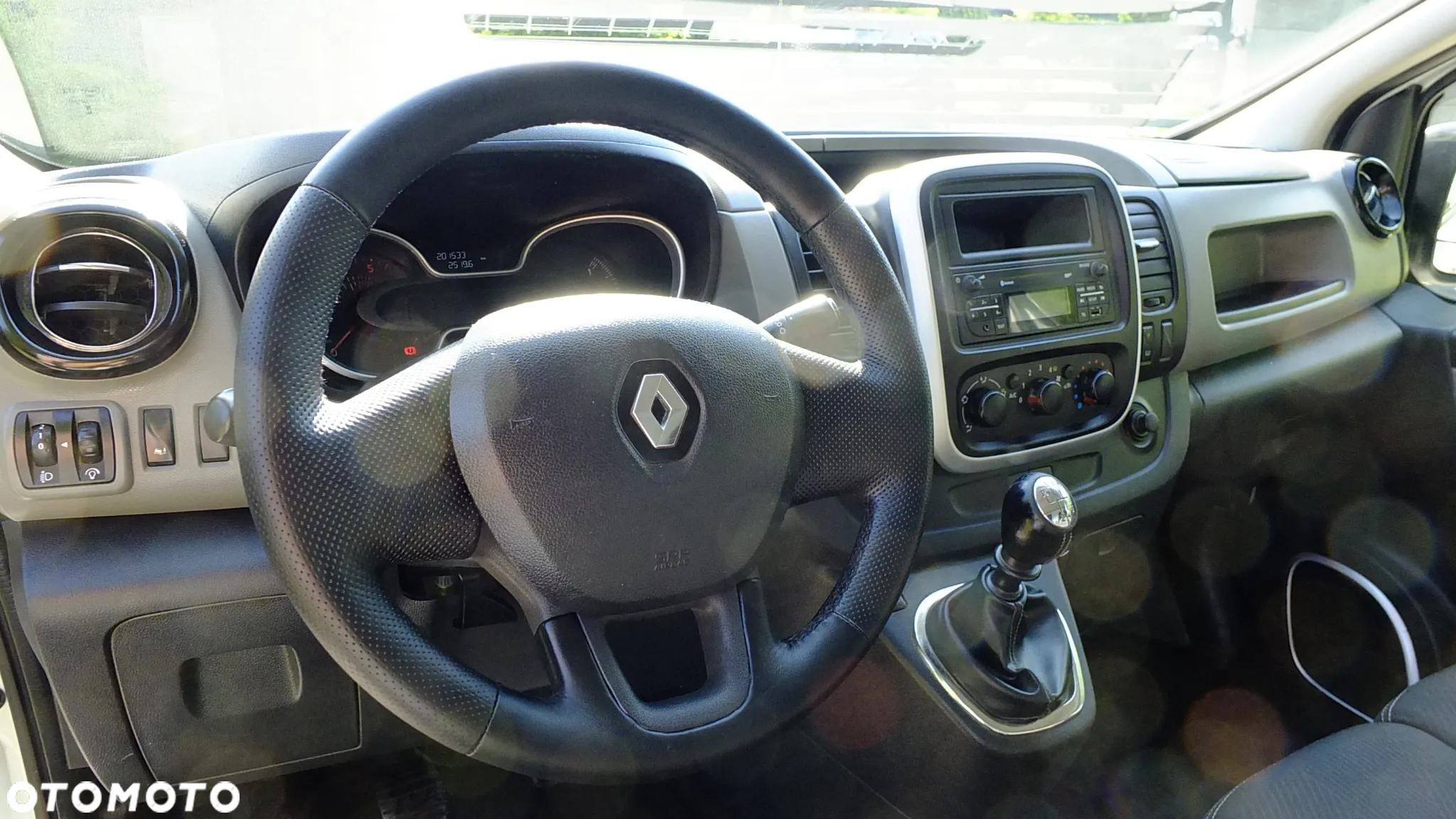 Renault Trafic - 27