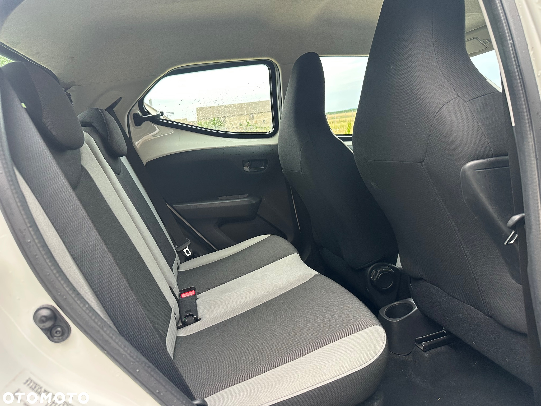Toyota Aygo 1.0 VVT-i JBL Edition - 15