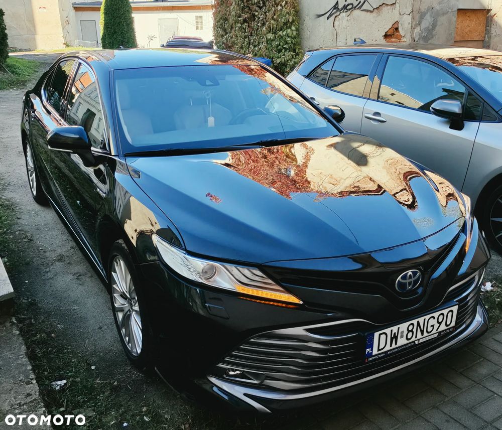 Toyota Camry 2.5 Hybrid Executive CVT - 6