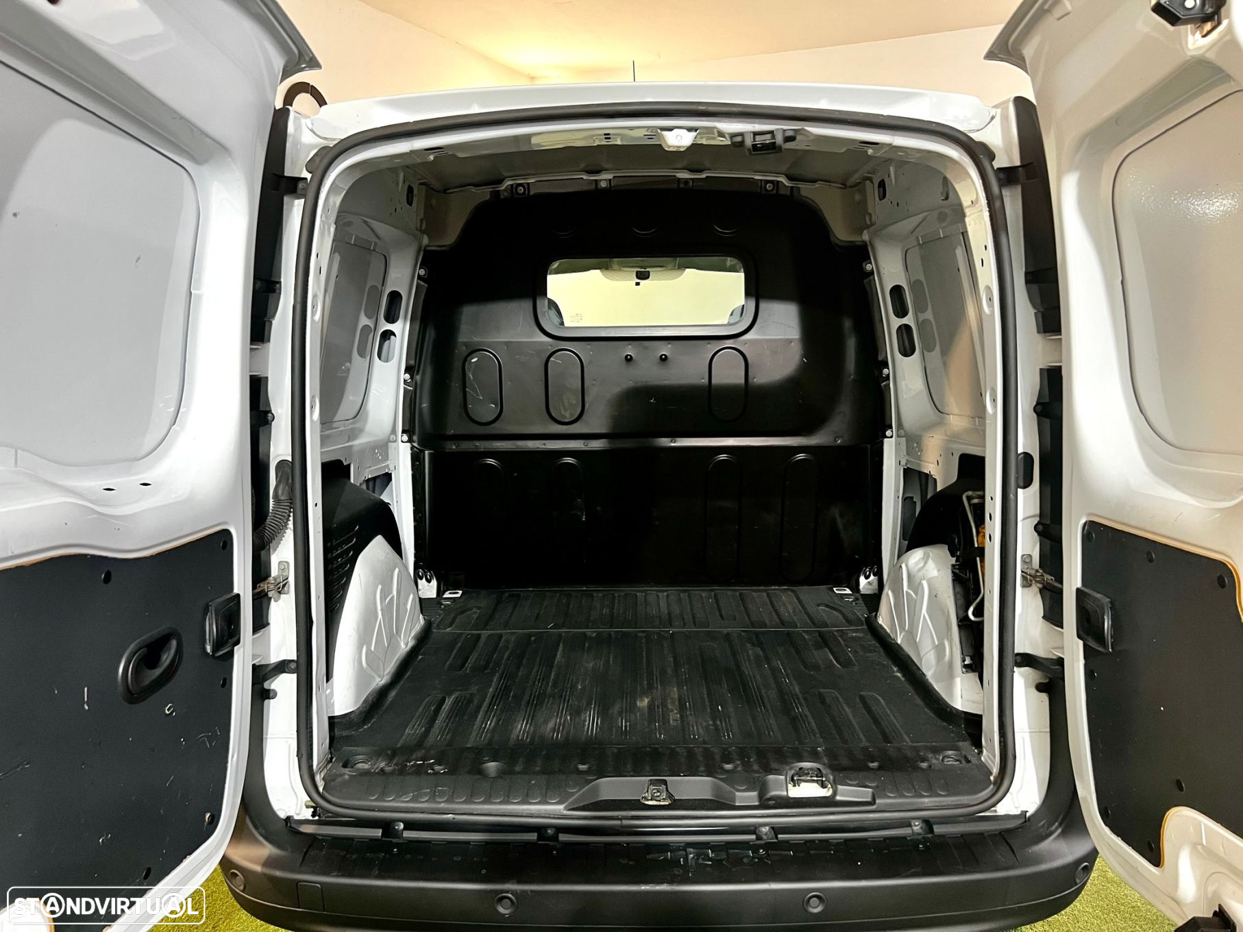 Renault Kangoo 1.5 dCi Business - 4