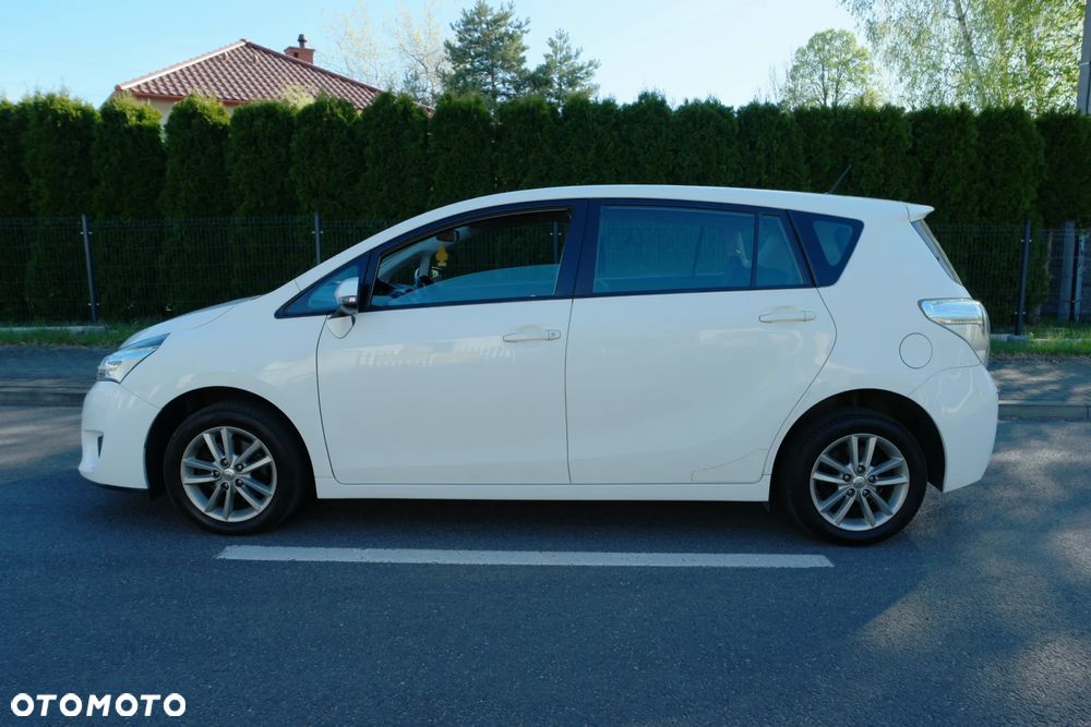 Toyota Verso - 9