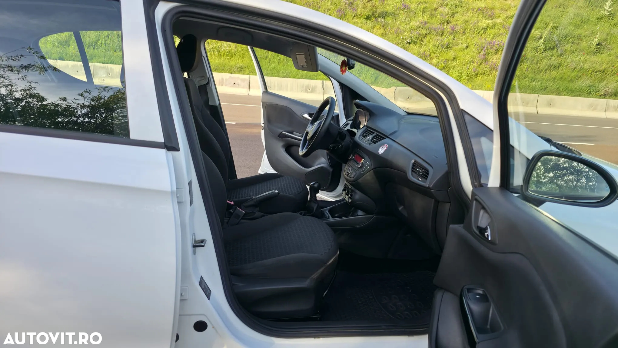 Opel Corsa 1.2 TWINPORT ECOTEC Enjoy - 7