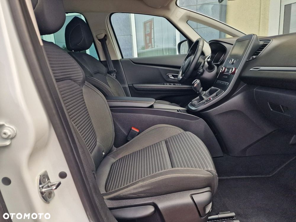 Renault Scenic - 23