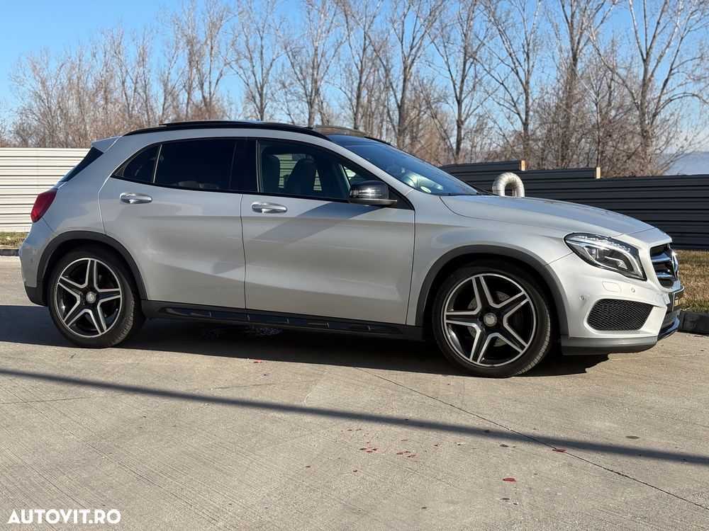 Mercedes-Benz GLA 220 CDI 4MATIC 7G-DCT AMG Line - 13