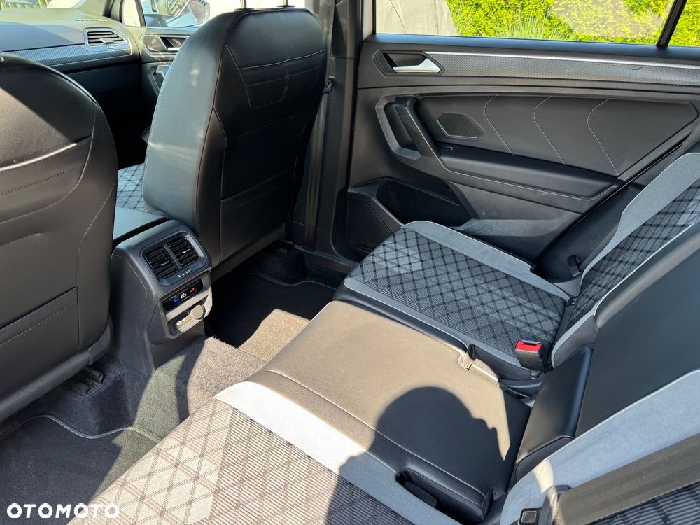 Volkswagen Tiguan Allspace 2.0 TSI 4Mot R-Line DSG - 21