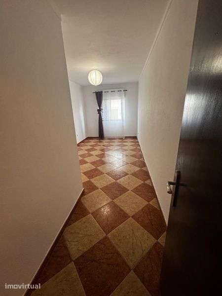 Vendo apartamento T4 - Grande imagem: 5/11