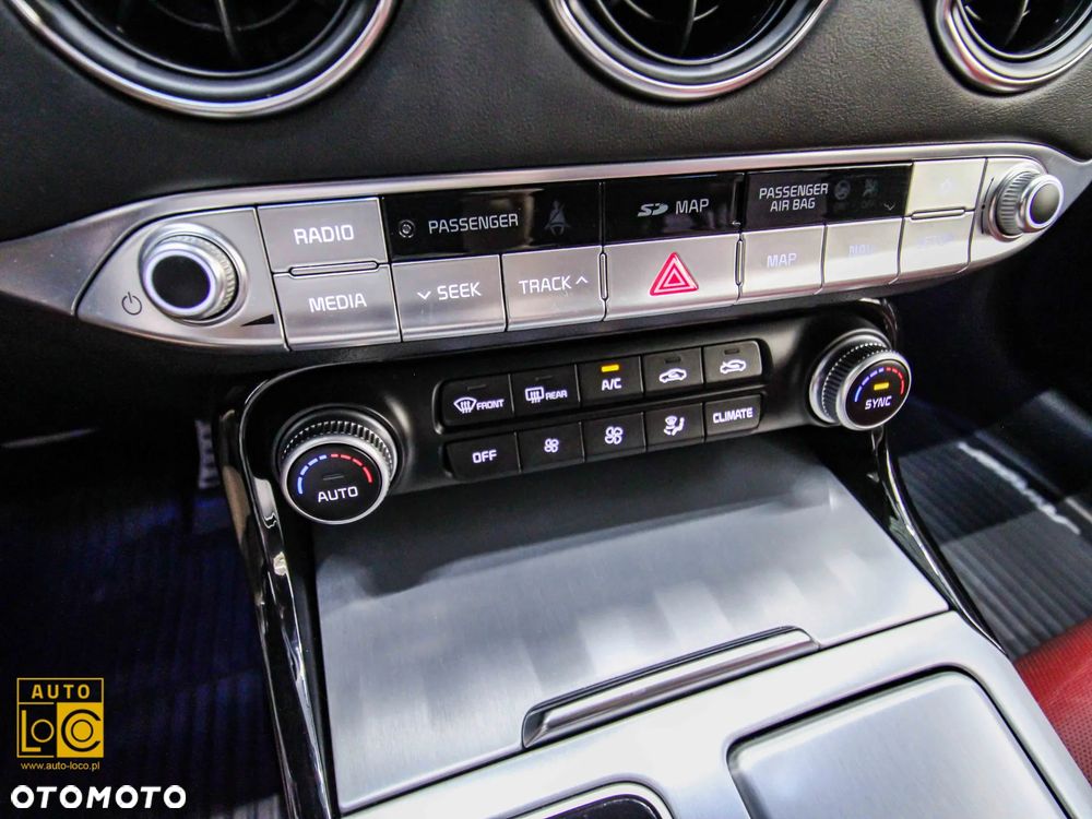 Kia Stinger 2.0 T-GDI GT Line - 25