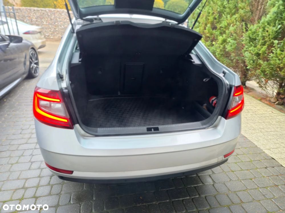 Skoda Octavia 1.5 TSI GPF ACT Style DSG - 9