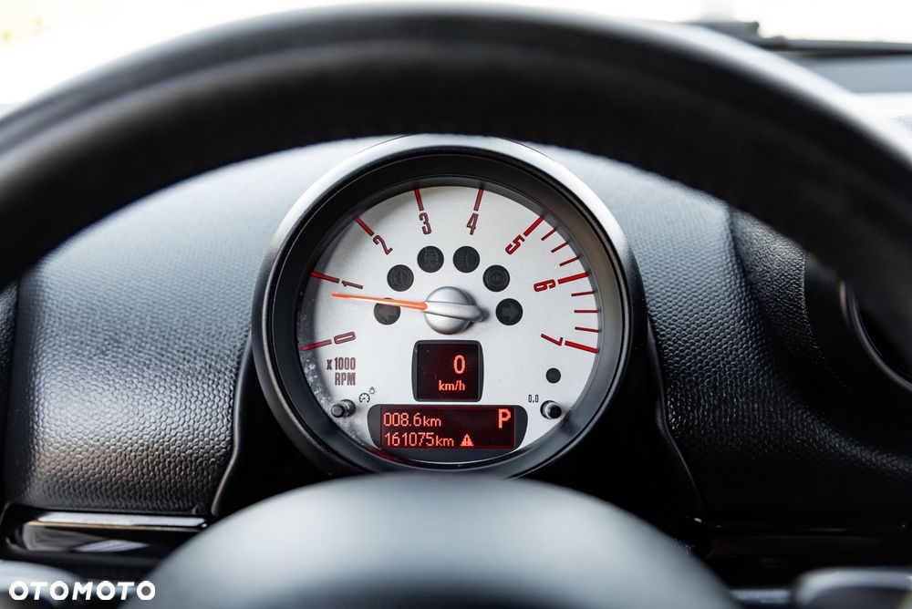 MINI Paceman Cooper SD All4 - 21