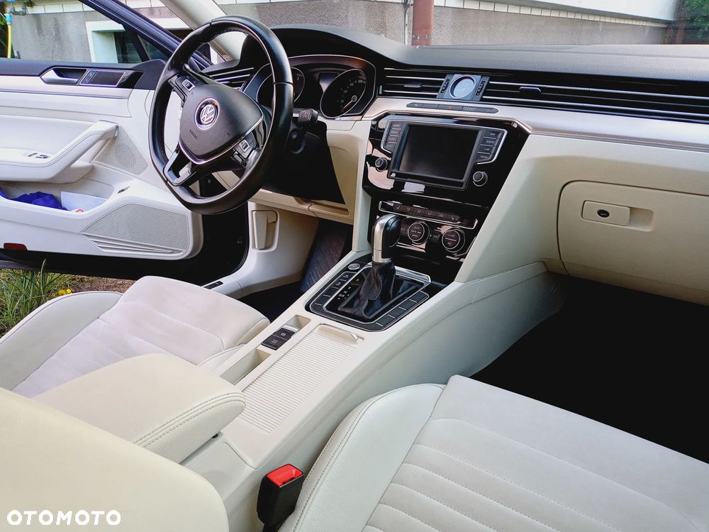 Volkswagen Passat 2.0 TDI BMT Highline DSG - 3