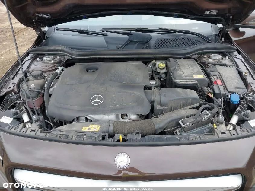 Mercedes-Benz GLA 250 4-Matic - 8