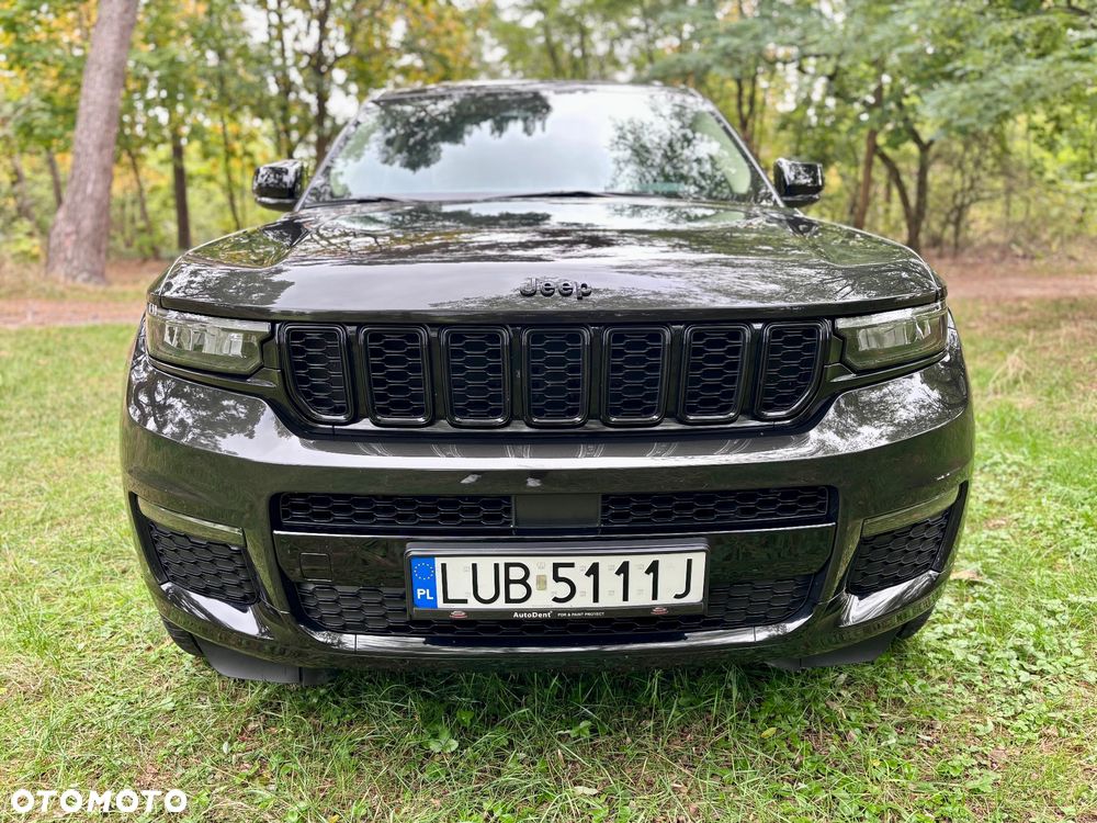 Jeep Grand Cherokee - 37