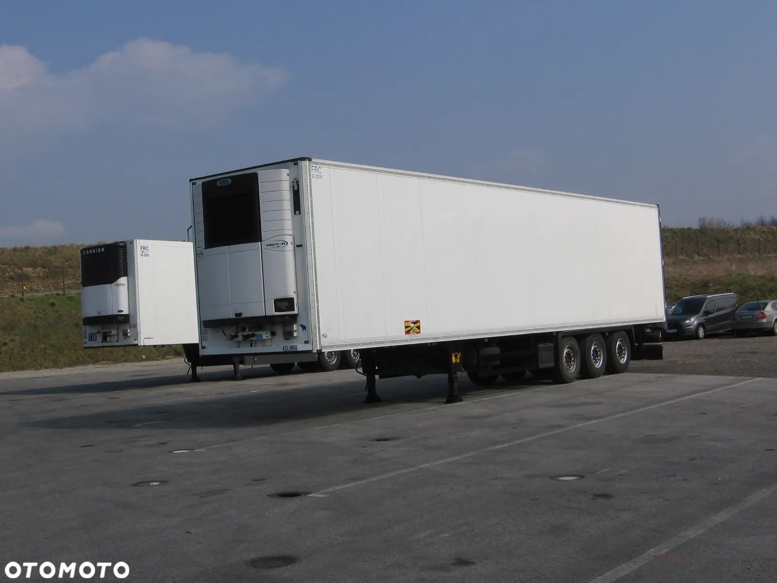 Schmitz Cargobull SKO - 1