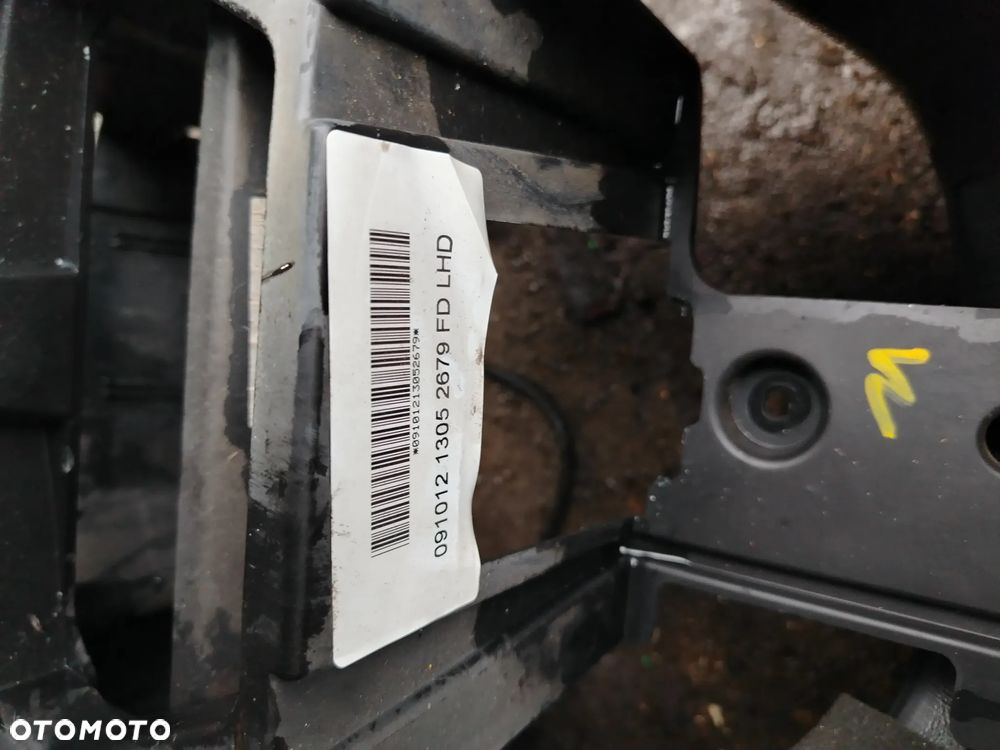 hyundai i30 kombi 2009r KONSOLA DESKA ROZDZIELCZA - 4