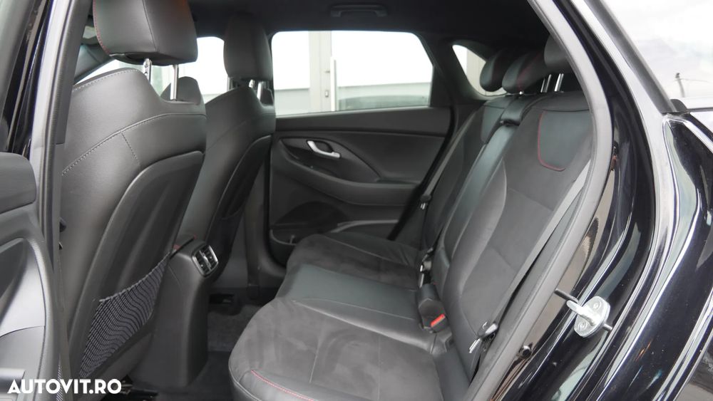 Hyundai i30 1.5 T-GDI 48V-Hybrid N-Line - 18