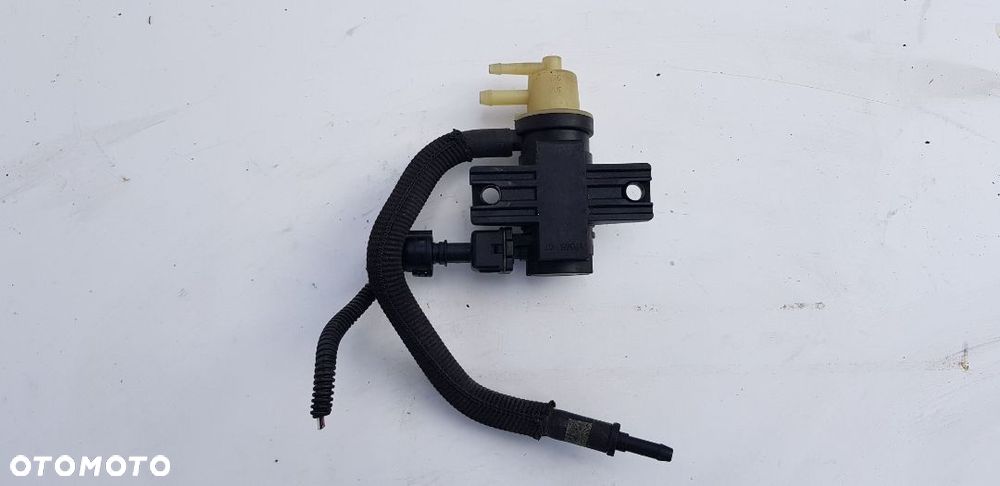 Zawór podciśnienia Renault Master 2,3 DCi nr 149561858R lub 70181411 - 2
