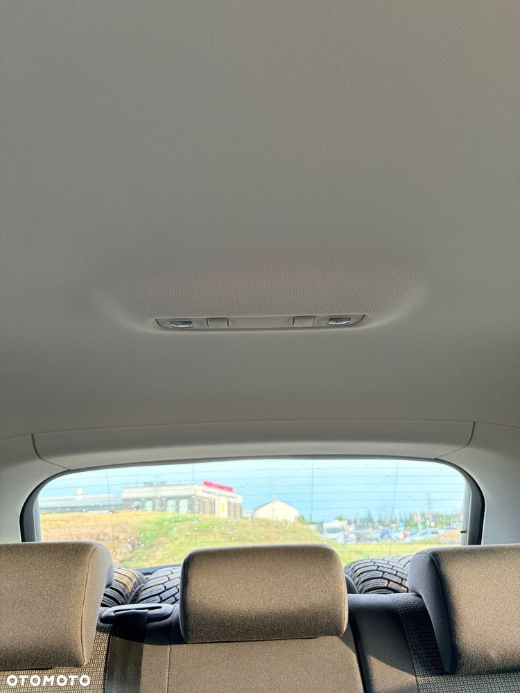 Toyota Corolla - 30