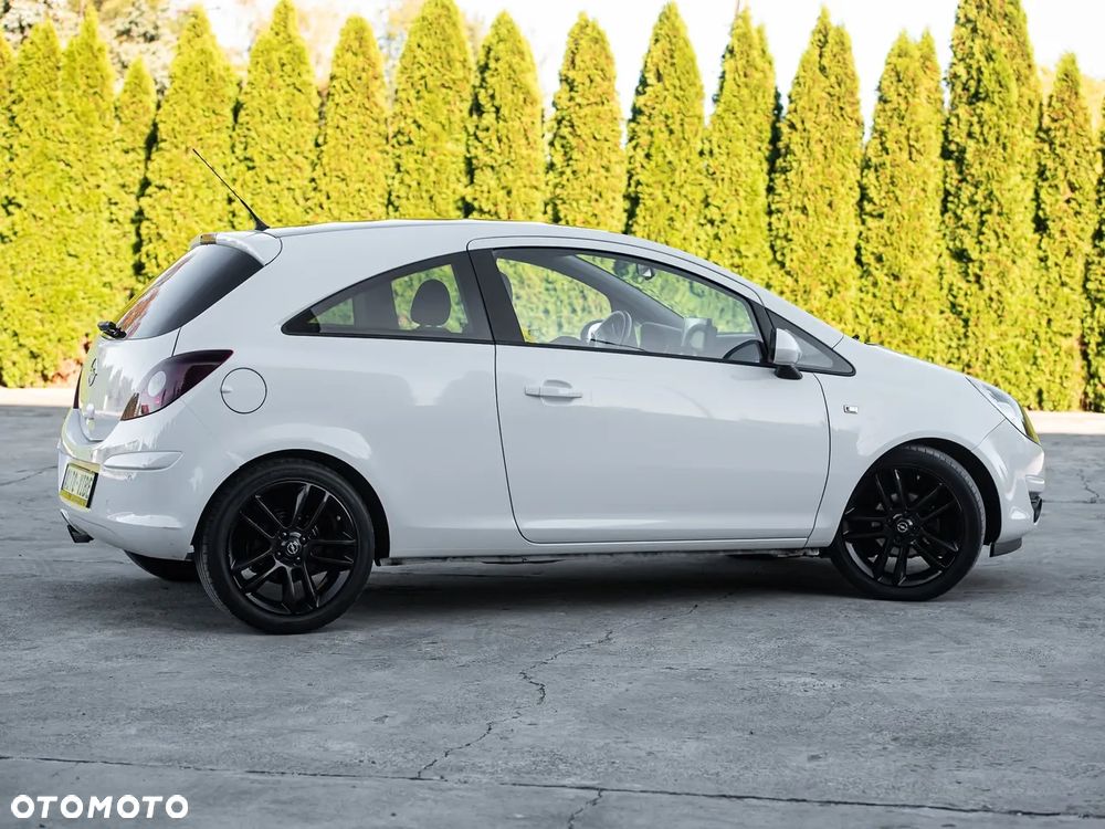 Opel Corsa 1.4 16V Sport - 14