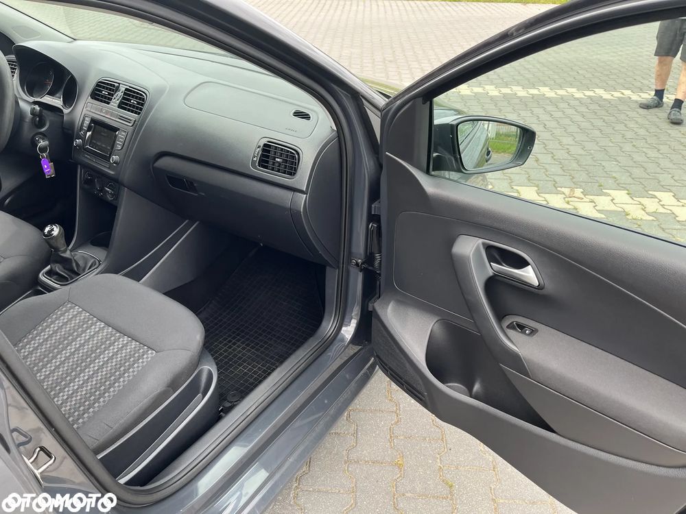 Volkswagen Polo - 18