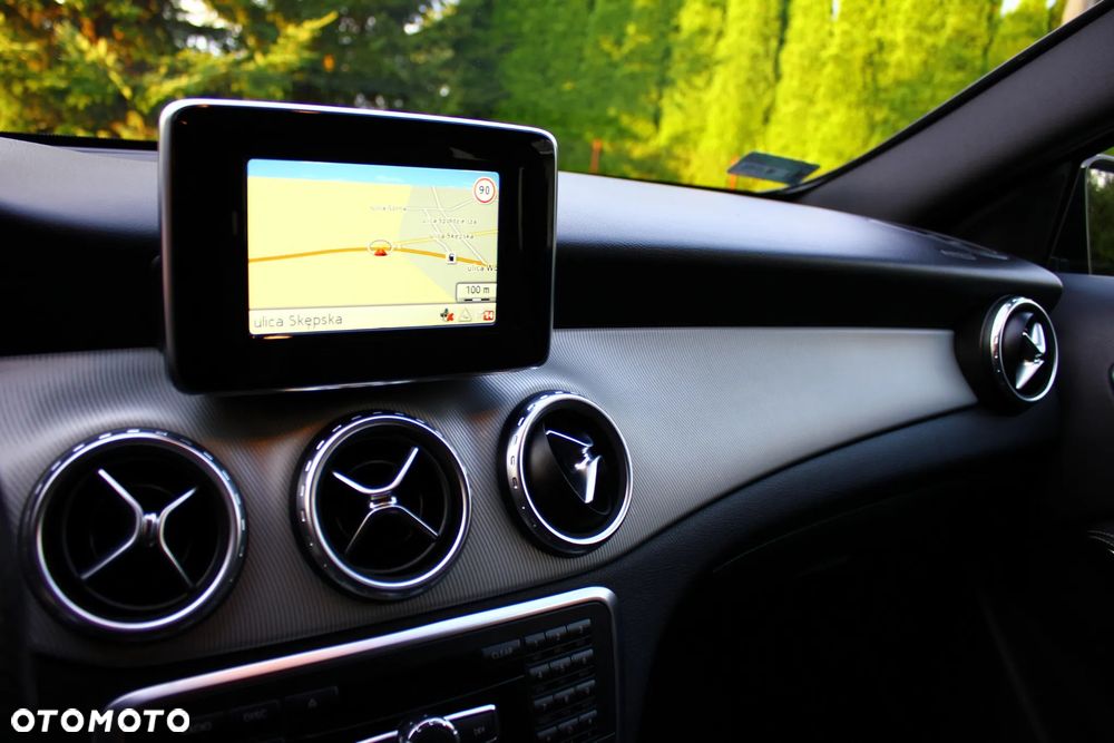 Mercedes-Benz GLA 200 (CDI) d 7G-DCT AMG Line - 30
