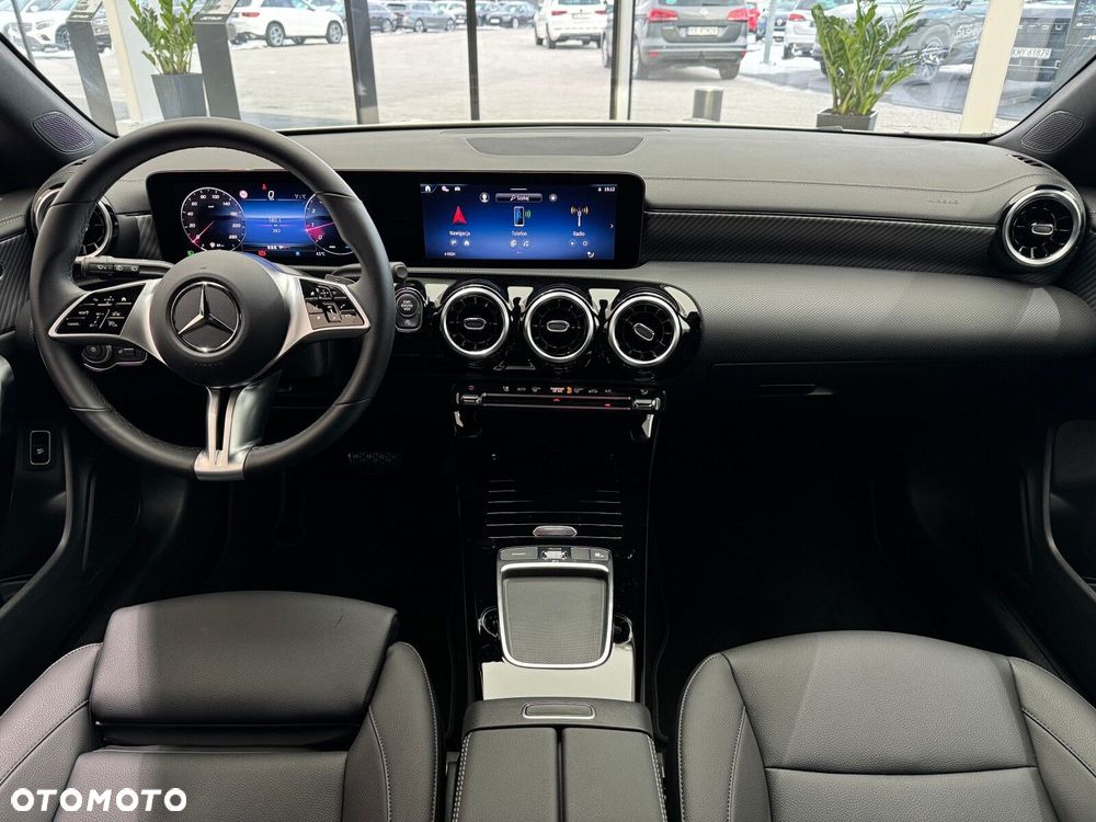 Mercedes-Benz CLA - 14