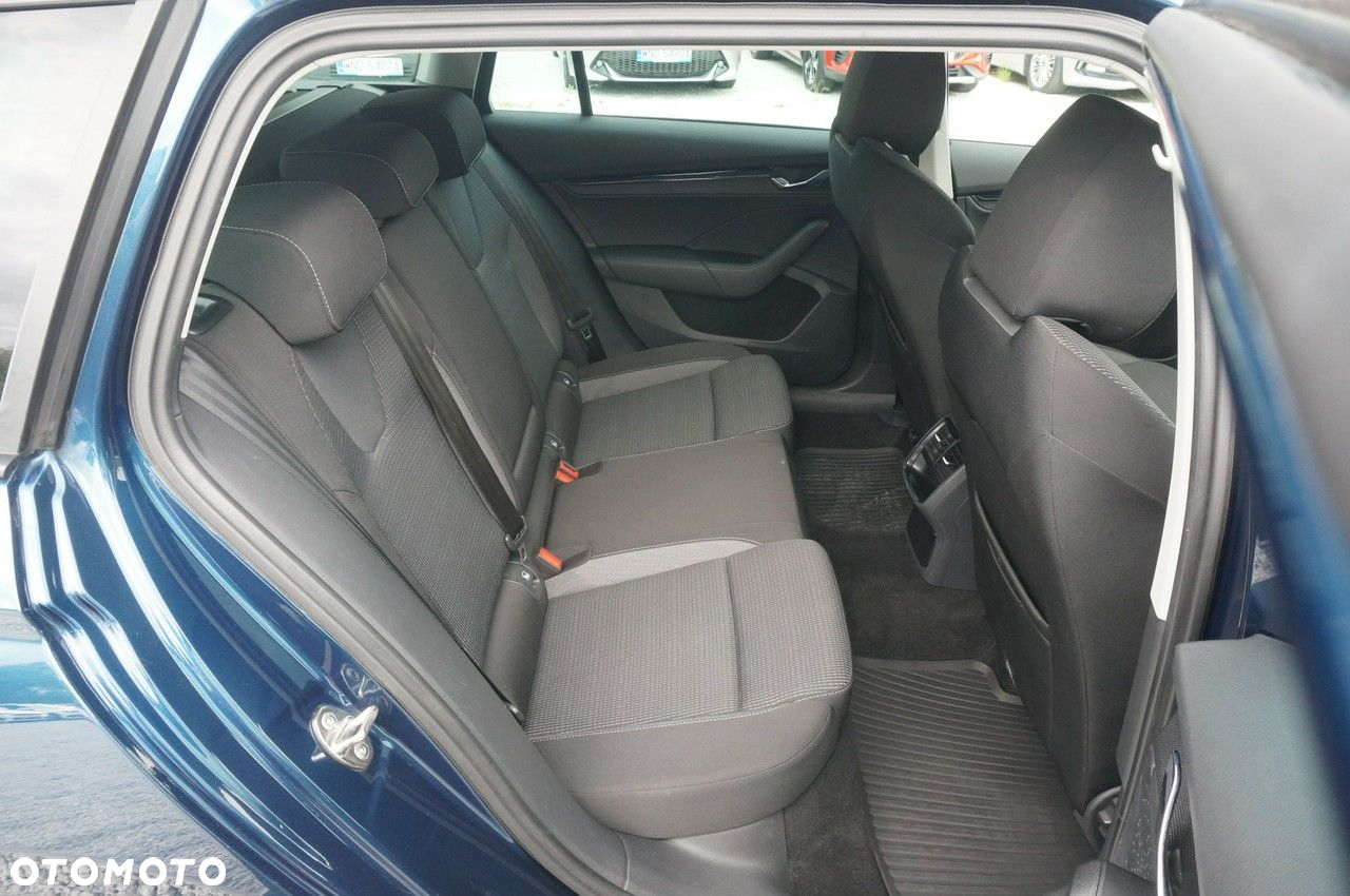 Skoda Octavia 2.0 TDI Ambition - 32