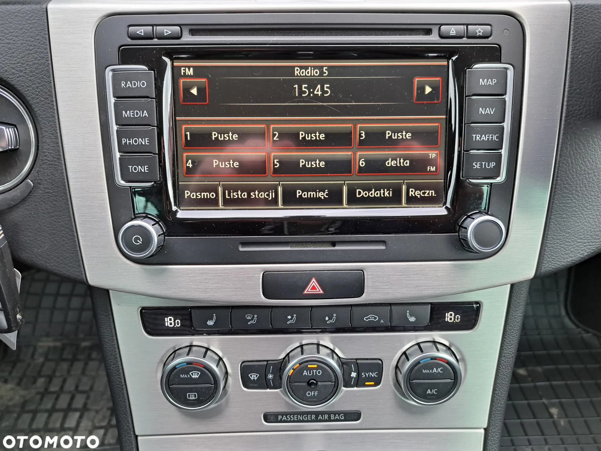 Volkswagen Passat - 26