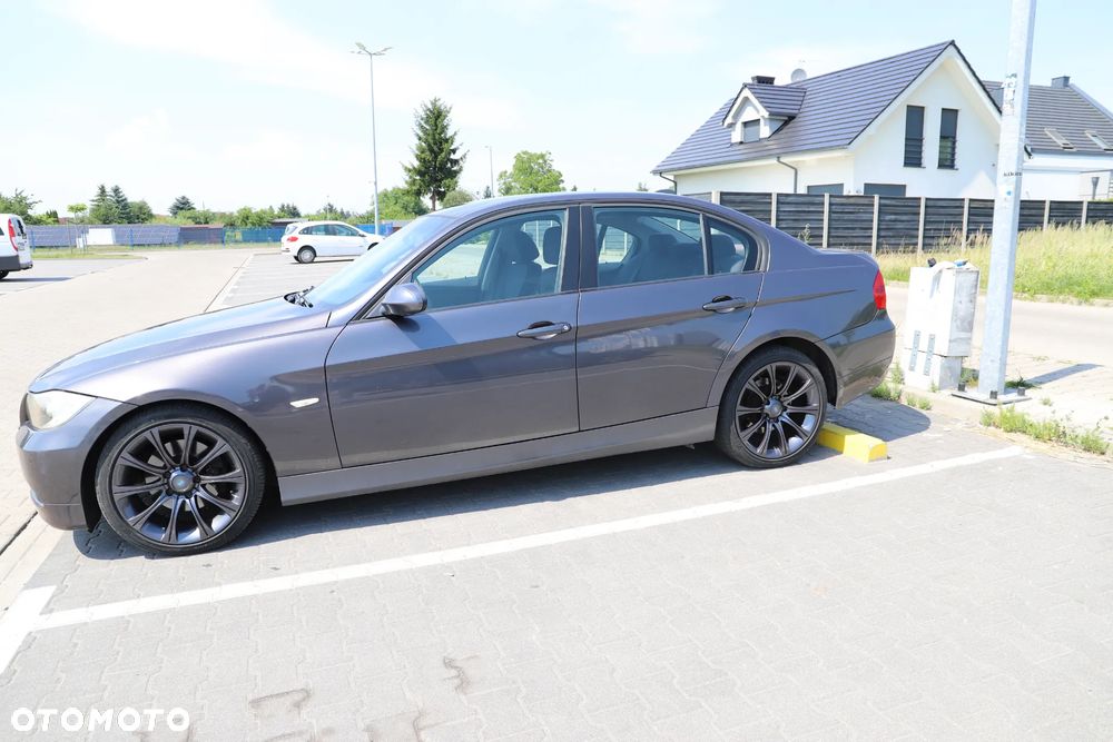 BMW Seria 3 320d - 4