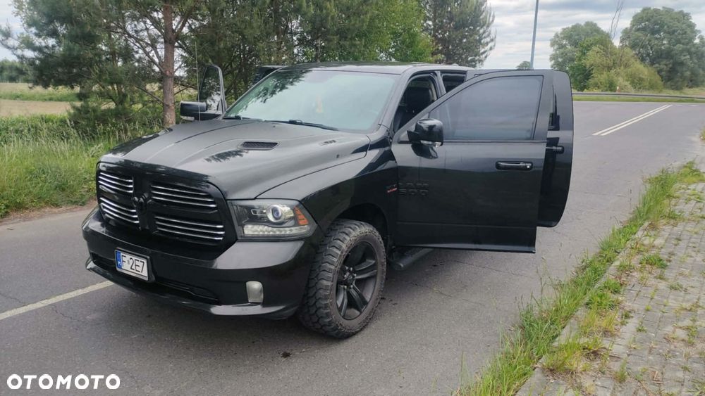 Dodge RAM - 1