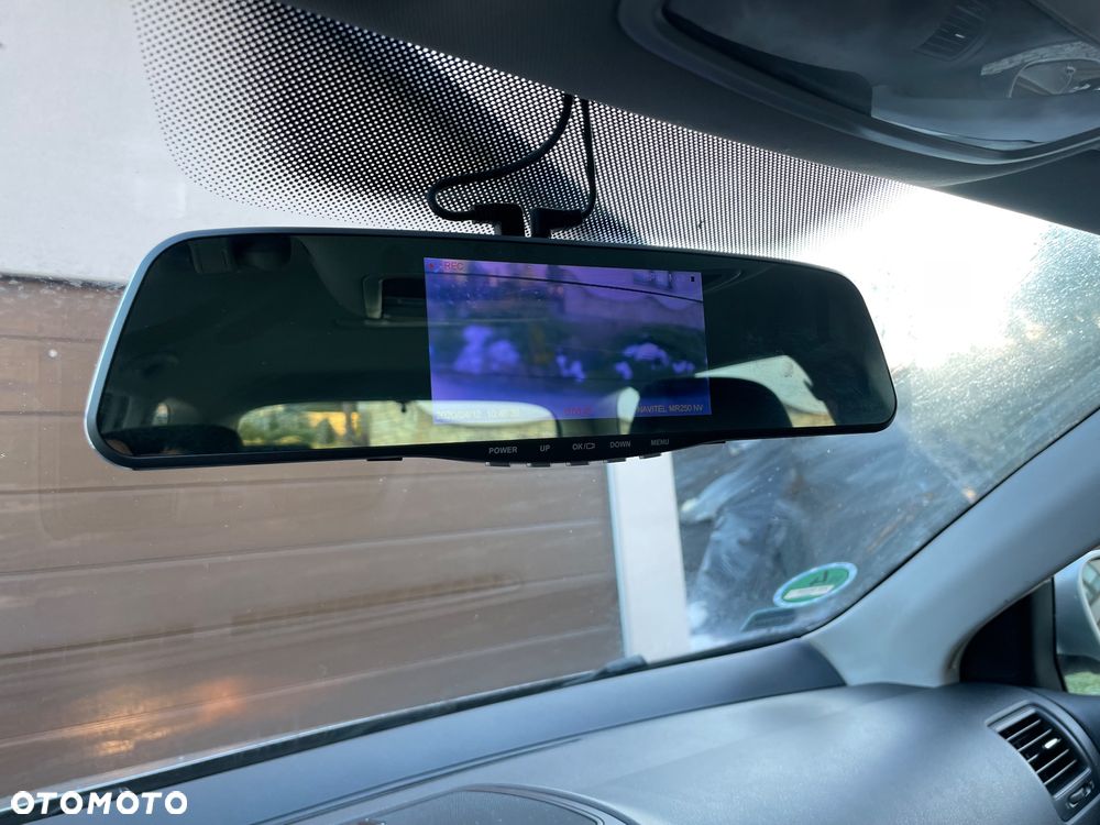 Volkswagen Golf - 19