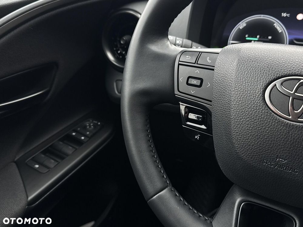 Toyota C-HR 2.0 Hybrid Dynamic Force Style - 18