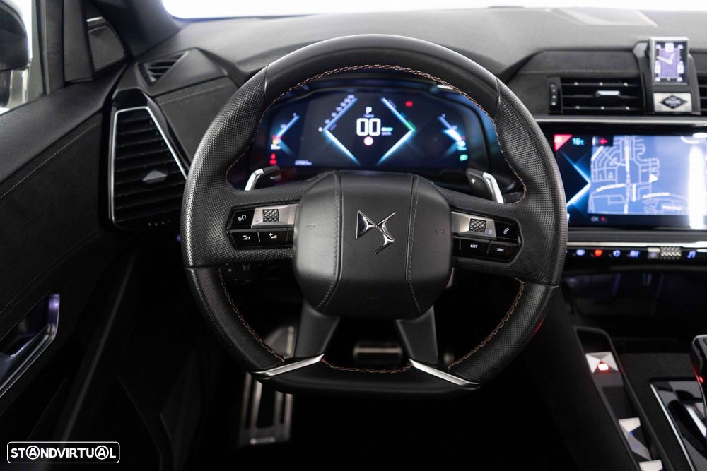 DS DS7 Crossback E-Tense Performance Line+ EAT8 - 32