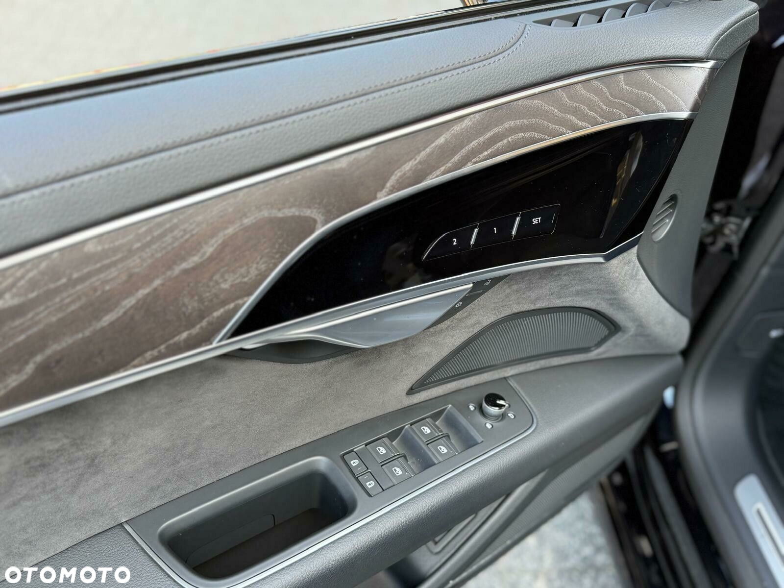 Audi A8 - 14