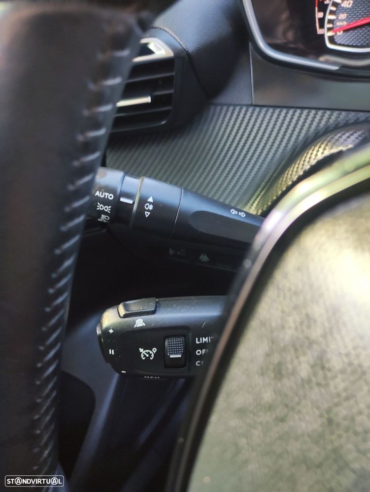 Peugeot 2008 1.5 BlueHDi Active Pack - 19