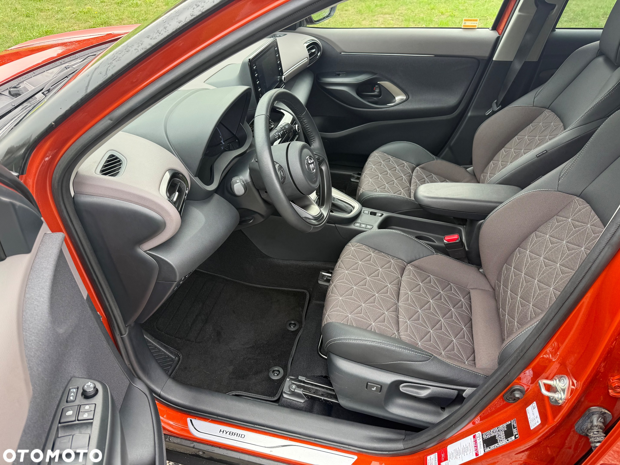 Toyota Yaris Cross Hybrid 1.5 Executive - 8
