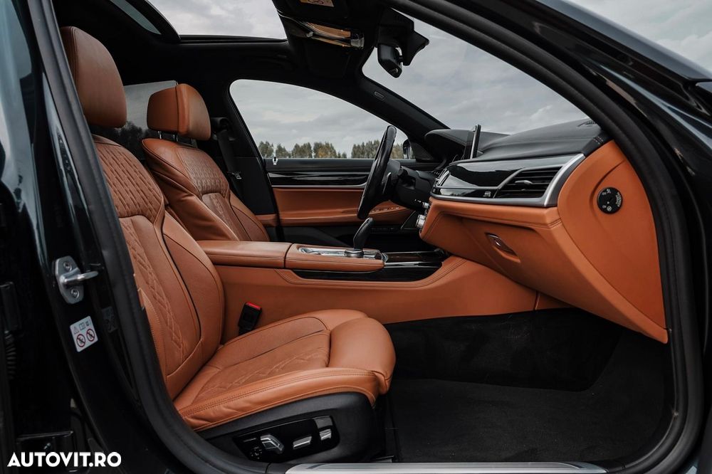 BMW Seria 7 740e iPerformance - 15
