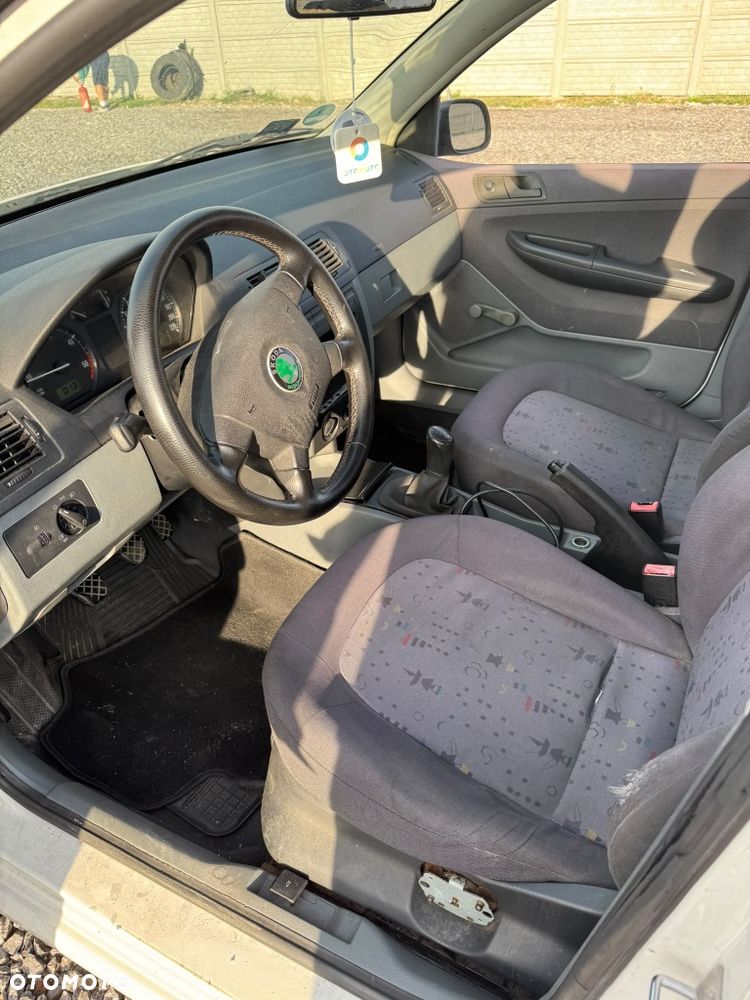 Skoda Fabia - 7