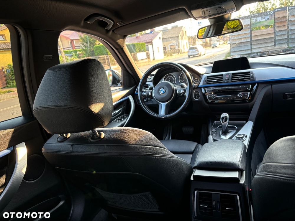 BMW Seria 3 330i xDrive M Sport Shadow sport - 8