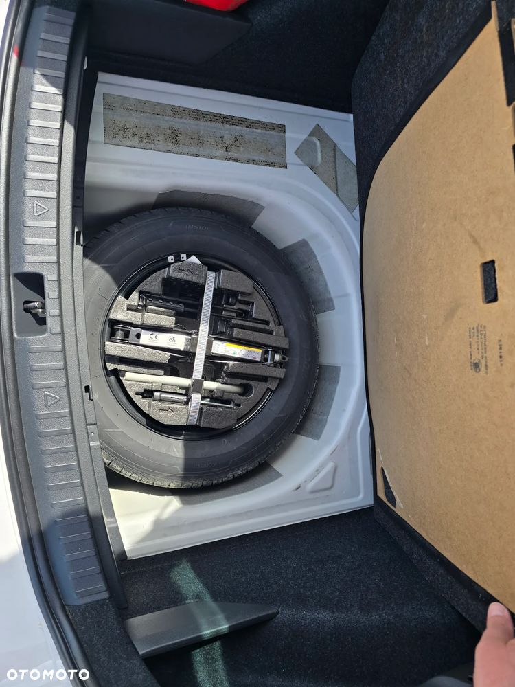 Skoda Scala 1.0 TSI Ambition - 33