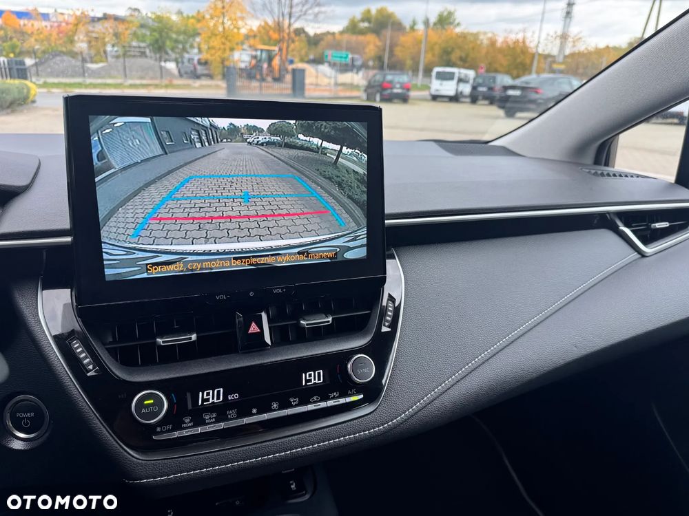 Toyota Corolla 1.8 Hybrid Comfort - 11