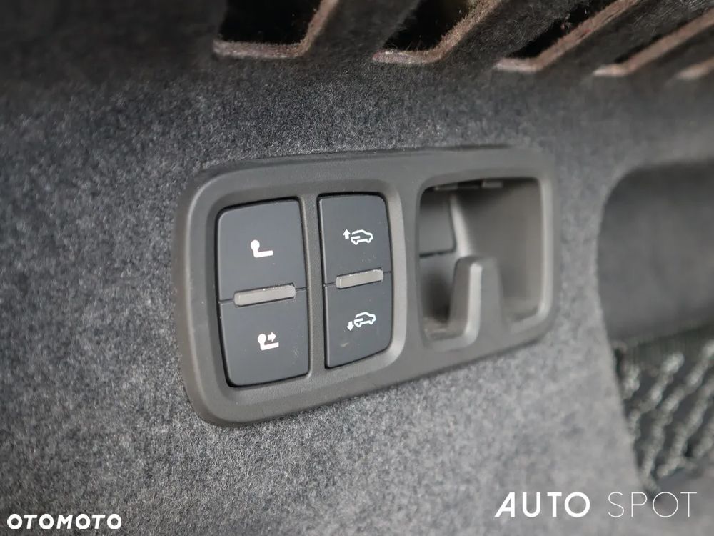 Audi RS Q8 TFSI Quattro Tiptronic - 40