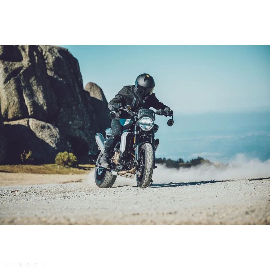 Husqvarna Svartpilen - 16