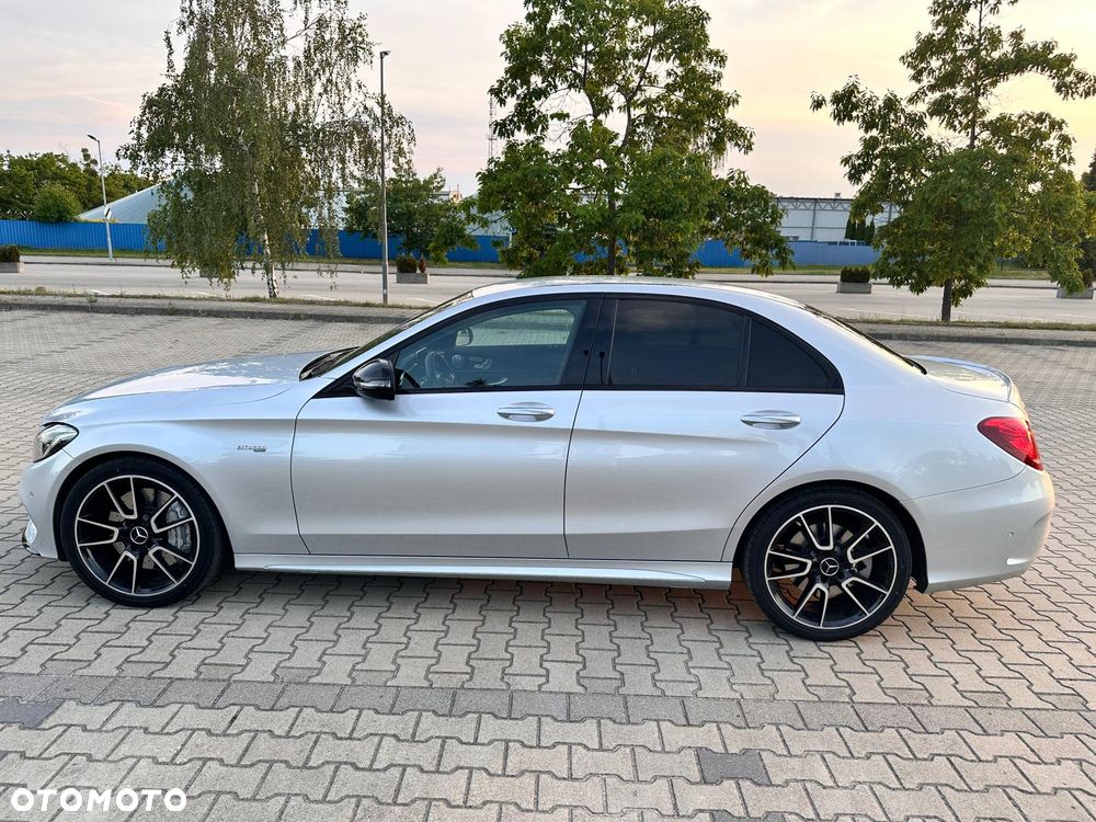Mercedes-Benz Klasa C AMG 43 4Matic 9G-TRONIC - 9