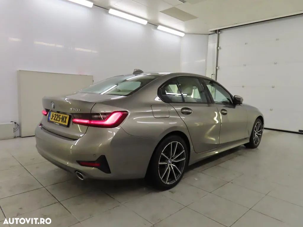 BMW Seria 3 - 2