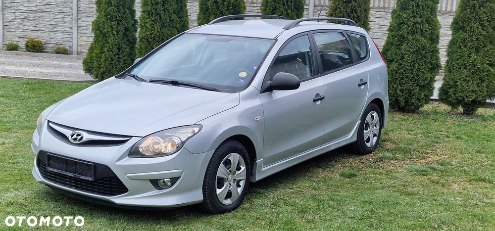 Hyundai i30 1.6 CRDi FIFA WM Edition - 2