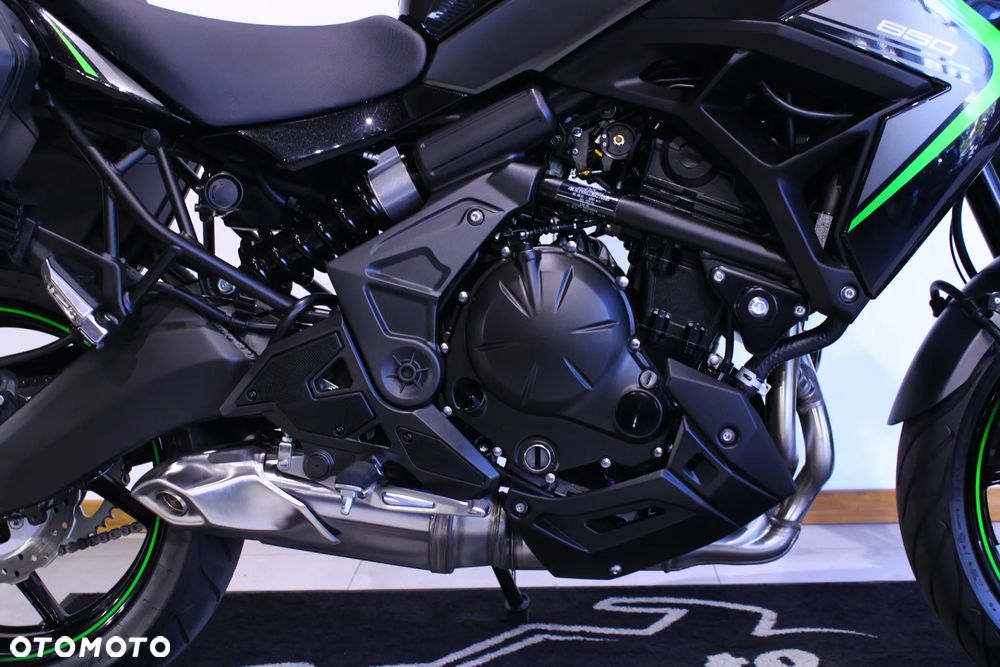 Kawasaki Versys 650 - 23