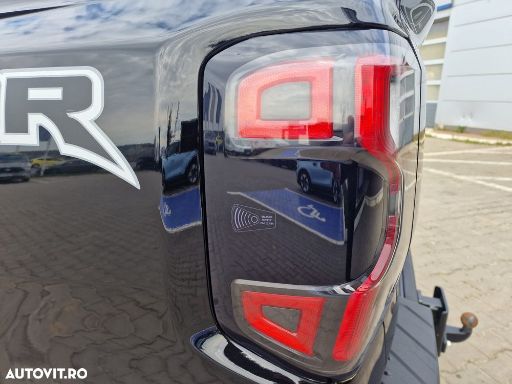Ford Raptor - 13