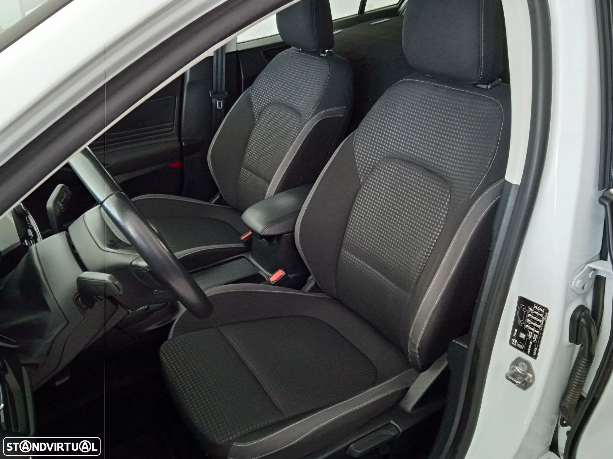 Ford FOCUS 1.0 VAN - 8